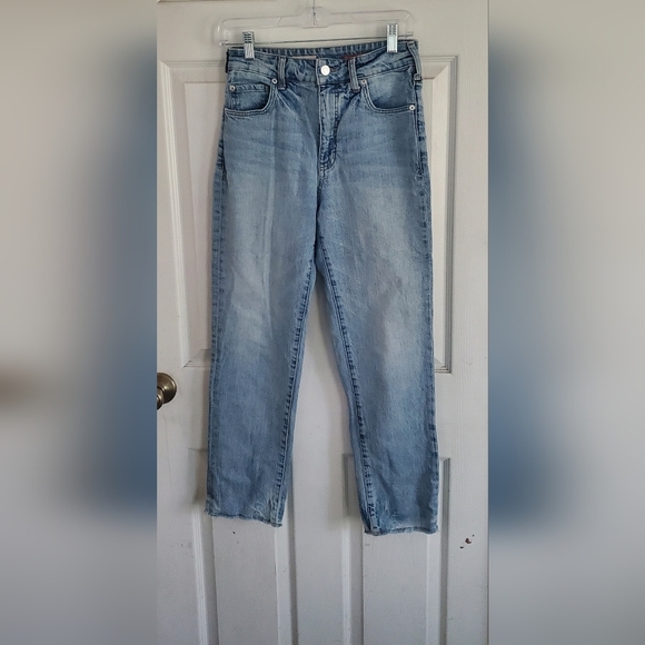 Pilcro The Vintage Stretch Distressed Womans Jeans, Size 27 - Picture 2 of 9